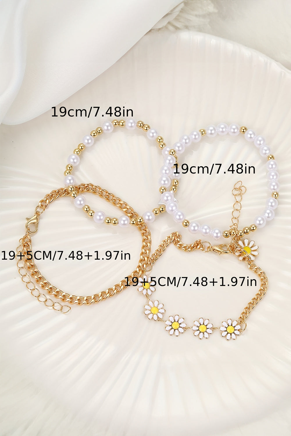 White 4pcs Daisy Pearl Beaded Chain Bracelet Set