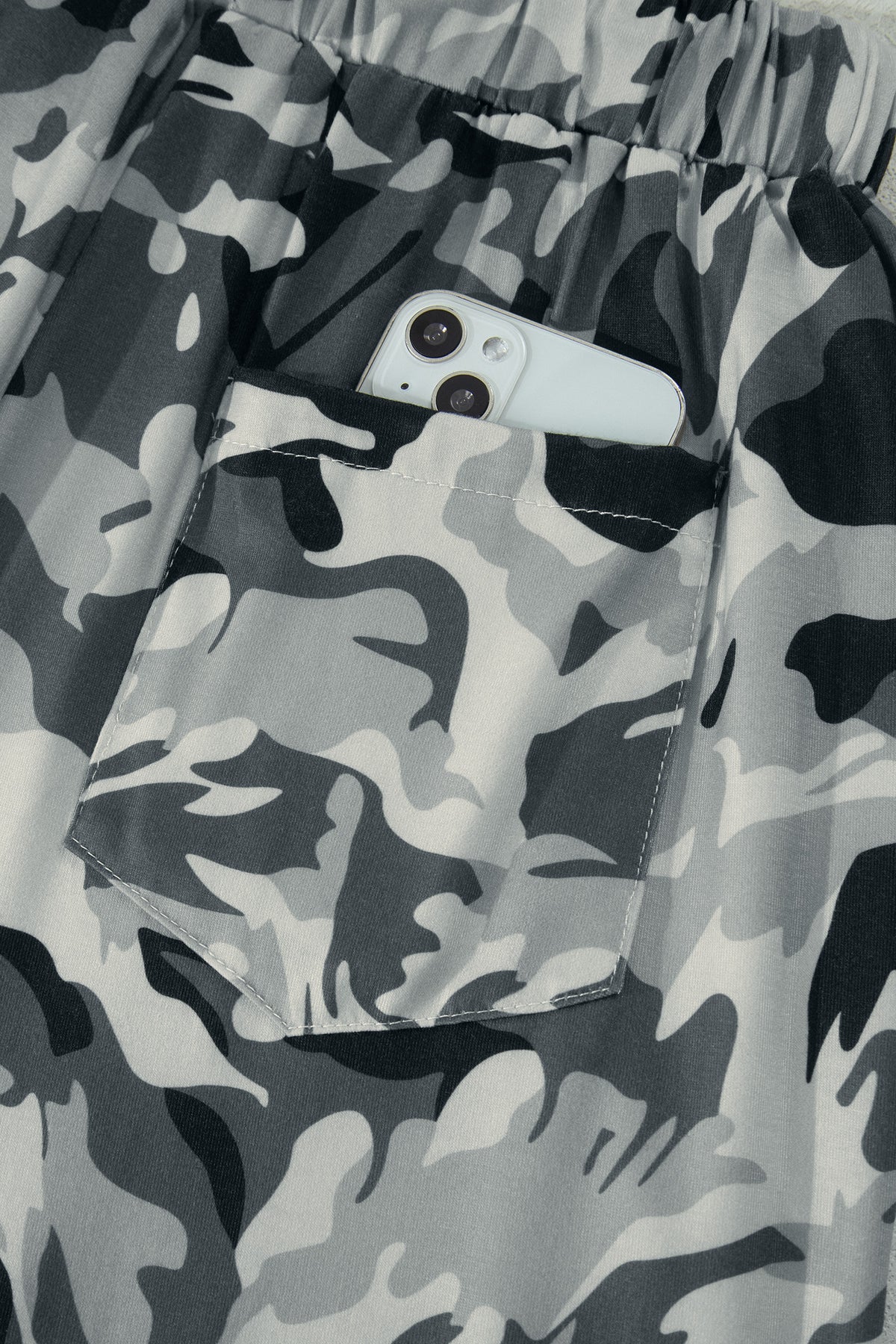Green Camouflage Print Drawstring Casual Pants