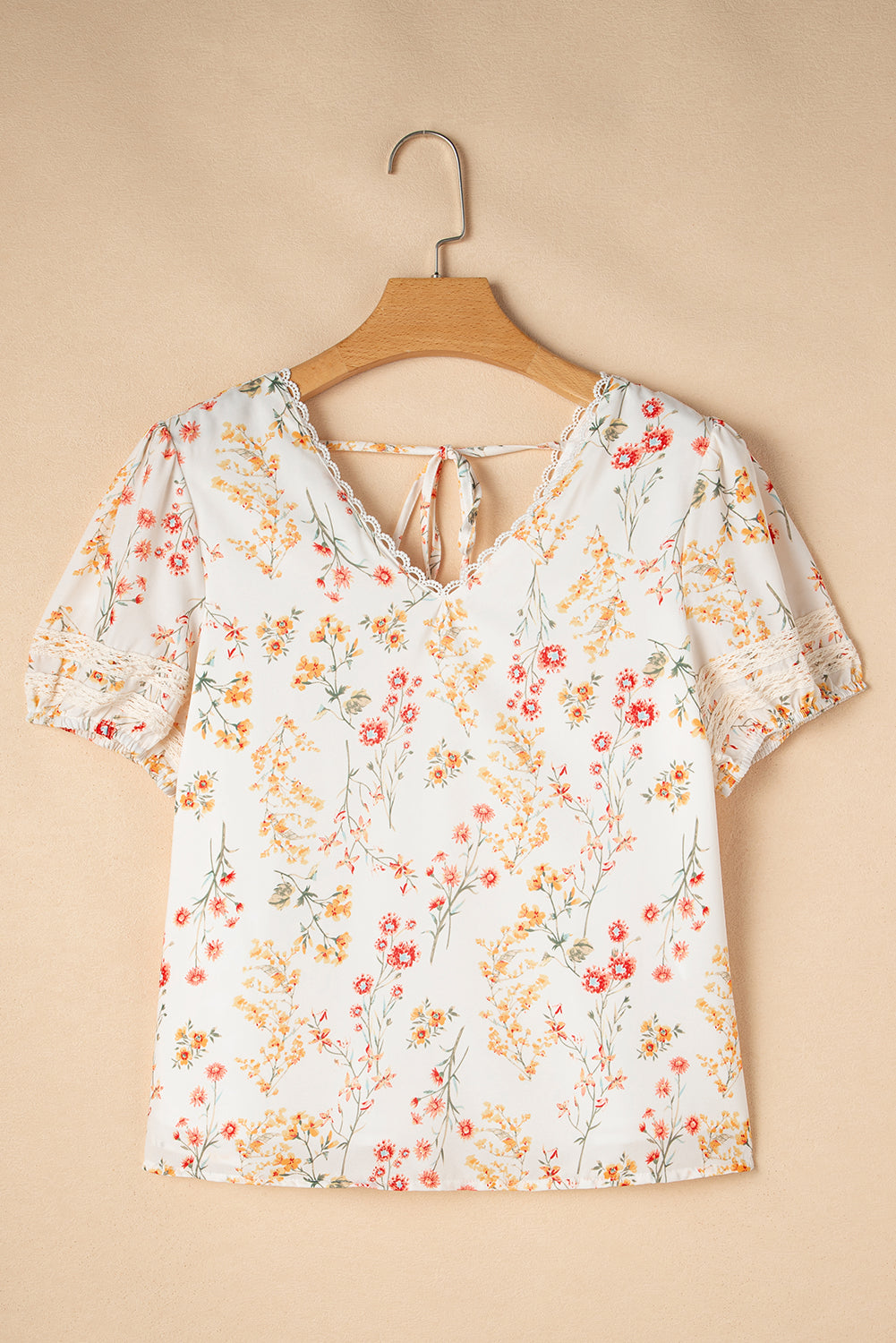 Beige Boho Floral Lace Trim Short Sleeve Blouse