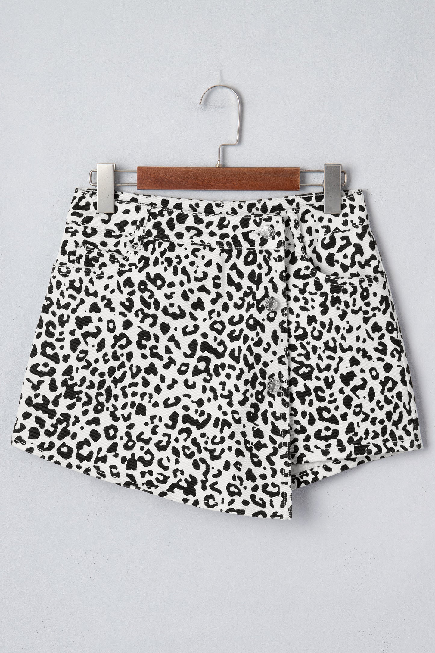 Black Leopard Print Button Overlap Denim Shorts