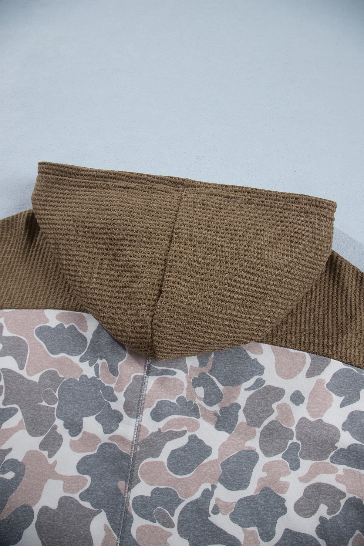 Khaki Camouflage Print Waffle Knit Patchwork Half Zip Plus Size Hoodie